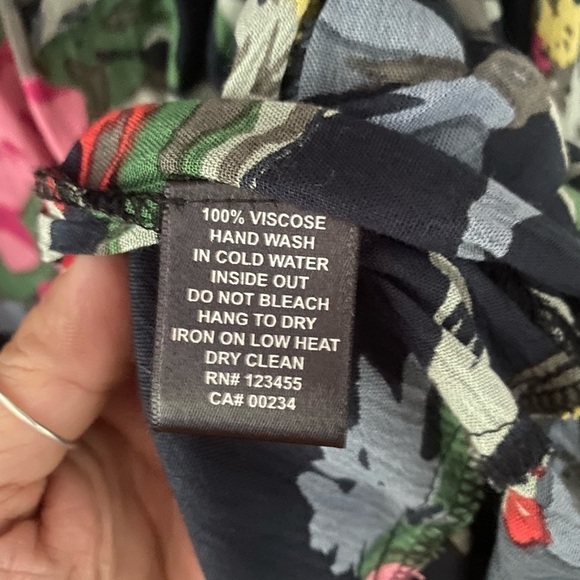 Design Lab Lord & Taylor Floral Wrap Dress Size Small - Picture 6 of 7